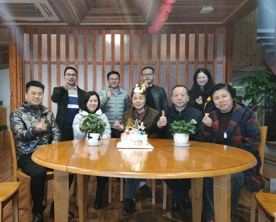 三月份生日会|温情送员工，，暖意留心间